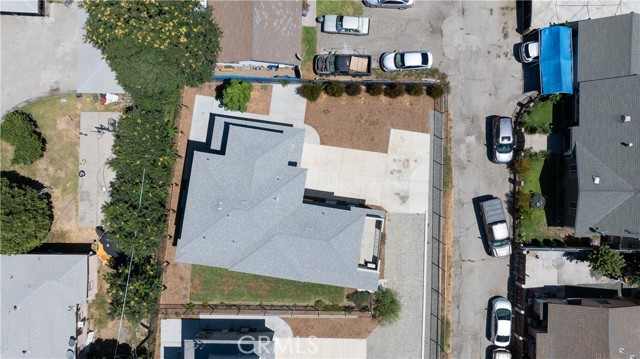 Image 2 of 26 For 3444 Whistler Avenue