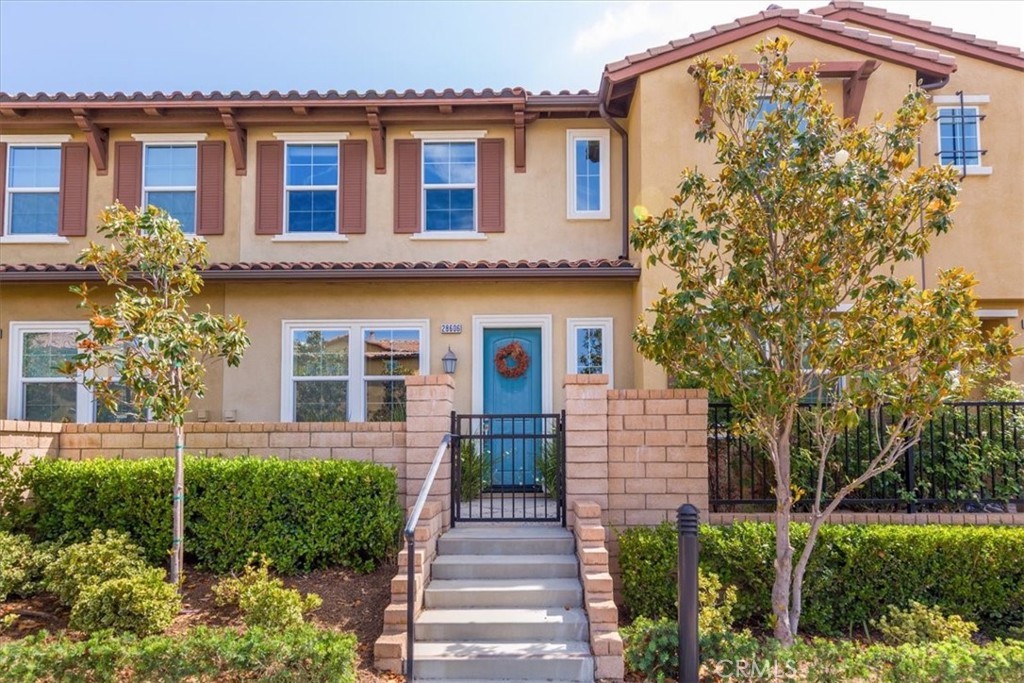28606 Jardineras Drive