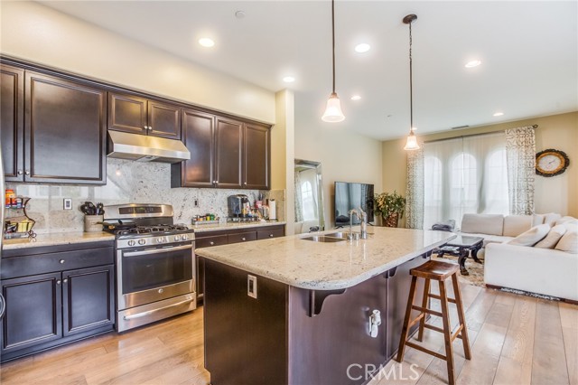 Detail Gallery Image 4 of 55 For 20310 Paseo Los Arcos, Porter Ranch,  CA 91326 - 4 Beds | 3 Baths