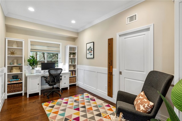 523 Juanita Avenue, Redondo Beach, California 90277, 5 Bedrooms Bedrooms, ,2 BathroomsBathrooms,Residential,Sold,Juanita,SB22083866