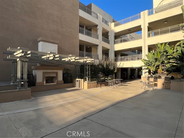 78 E Bay State Street, Alhambra CA: https://media.crmls.org/medias/787dfb82-56a4-4f09-8bff-6d41fc7e69f4.jpg