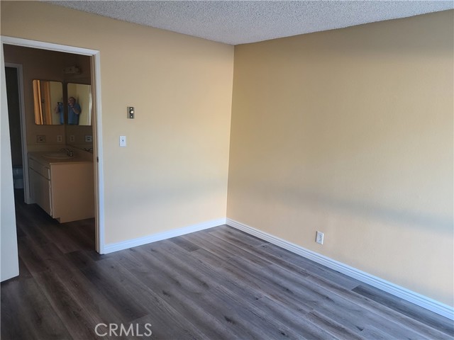 5585 E Pacific Coast, Long Beach CA: https://media.crmls.org/medias/787e247c-225b-42c6-9939-87a010d15d4d.jpg