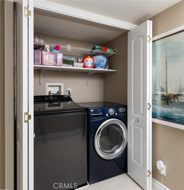 Detail Gallery Image 9 of 20 For 415 8th St, Huntington Beach,  CA 92648 - 3 Beds | 3/2 Baths