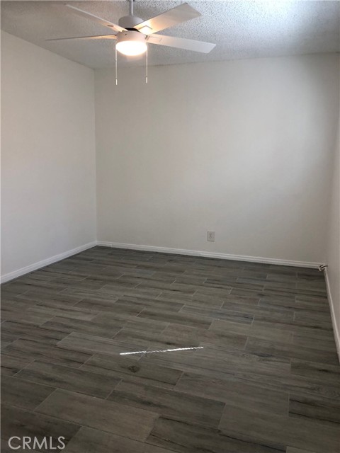 Detail Gallery Image 11 of 14 For 409 California St #1,  Huntington Beach,  CA 92648 - 1 Beds | 1 Baths