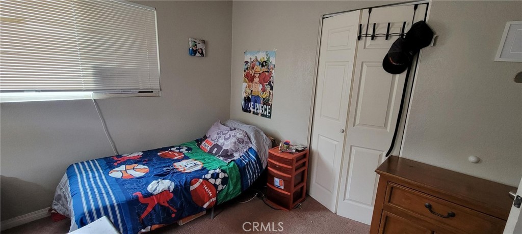https://media.crmls.org/medias/78810e7d-2286-4ed6-9d84-b3b442018196.jpg?preset=X-Large