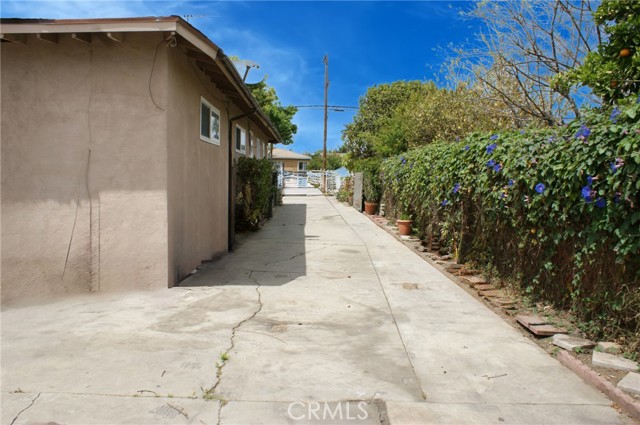 Detail Gallery Image 27 of 36 For 3724 W 105th St, Inglewood,  CA 90303 - 2 Beds | 2 Baths