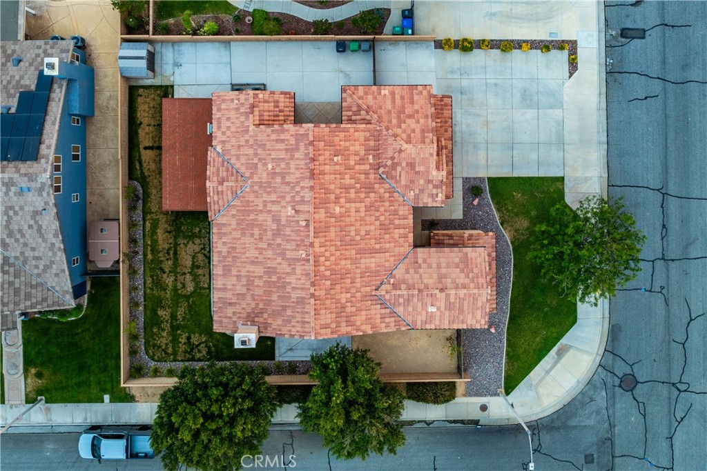 https://media.crmls.org/medias/7883b9e5-eb3f-4c5a-ad50-5ce248121c10.jpg?preset=X-Large