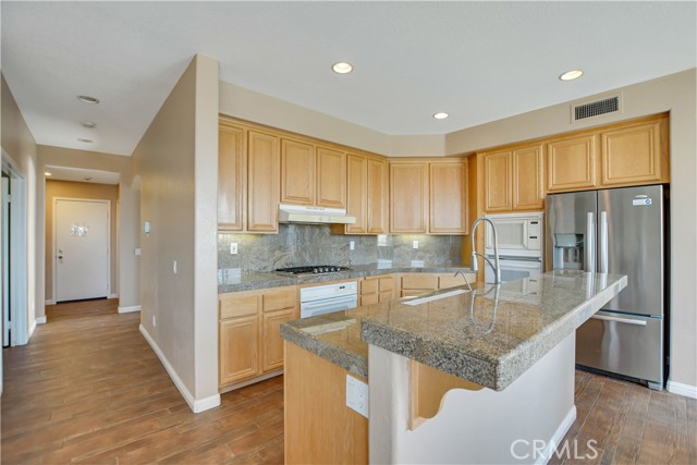 Image 20 of 54 For 1490 Rancho Hills Drive