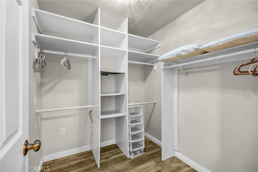 MLS #CV26003427 image #15