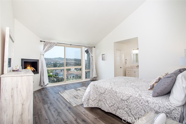 Detail Gallery Image 9 of 21 For 33422 Valley View Ct #5,  Dana Point,  CA 92629 - 2 Beds | 2/1 Baths