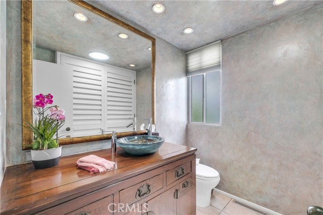 537 Dunnegan Place, Laguna Beach CA: https://media.crmls.org/medias/78843d81-d7d8-4b26-b742-6afcc49d0ef7.jpg