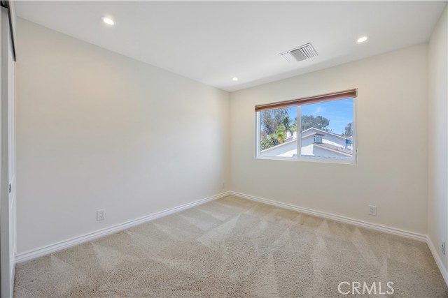 Detail Gallery Image 25 of 49 For 23 Foxglove Way, Irvine,  CA 92612 - 4 Beds | 2/1 Baths