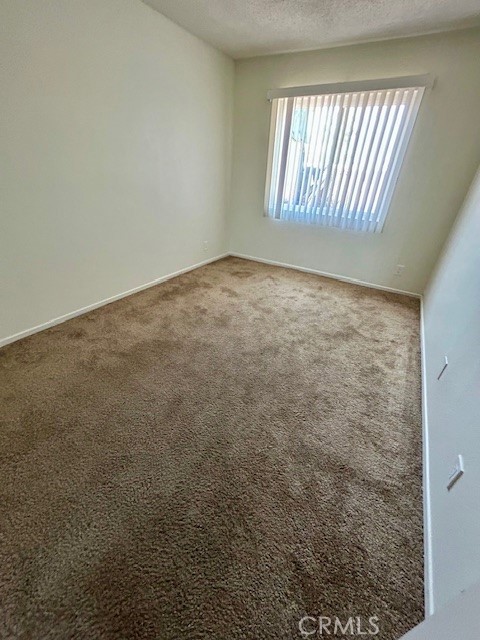 Image 10 of 15 For 68460 Kings Road E