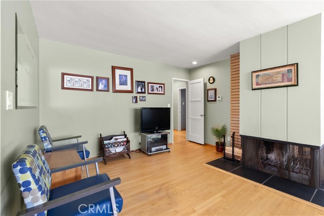 308 Flower Street, Costa Mesa CA: https://media.crmls.org/medias/7884d5ae-5763-4223-abfe-ff6b70ac4893.jpg