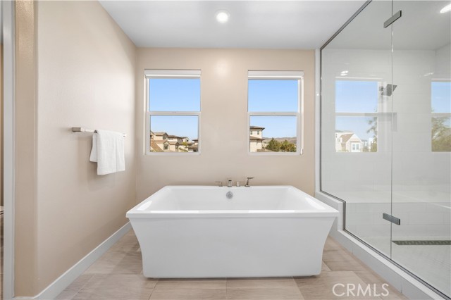 Detail Gallery Image 31 of 68 For 121 Pastel, Irvine,  CA 92618 - 4 Beds | 4/2 Baths