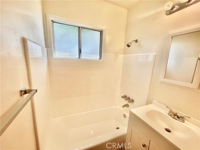 Detail Gallery Image 15 of 20 For 24642 1/2 Eshelman, Lomita,  CA 90717 - 2 Beds | 1 Baths