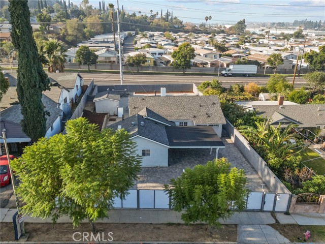 10923 Jamie Avenue photo 3