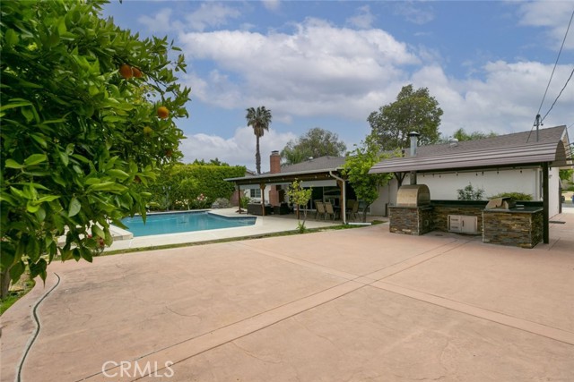 18231 San Jose Street, Porter Ranch CA: https://media.crmls.org/medias/7886b3d2-3e41-4864-b65d-6b72d3dddf02.jpg