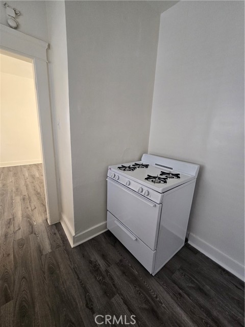 Detail Gallery Image 13 of 23 For 551 W 10th St #3,  Long Beach,  CA 90813 - 0 Beds | 1 Baths