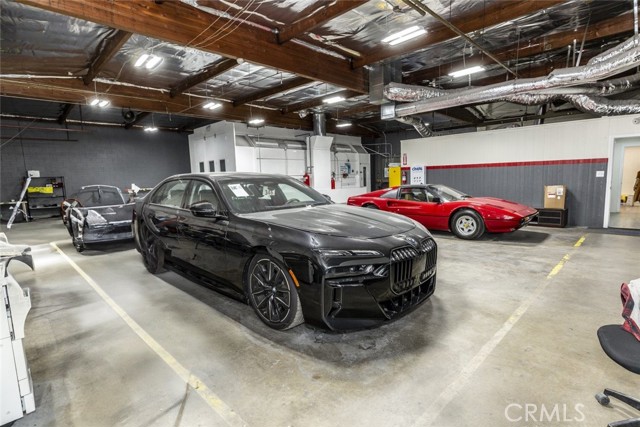 7400 San Fernando Road, Sun Valley CA: https://media.crmls.org/medias/78877081-b80a-4aeb-aba4-0e13d2503eed.jpg
