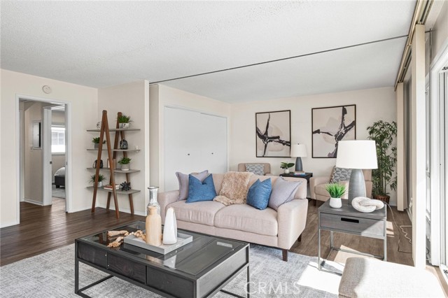 1745 Maple Avenue, Torrance CA: https://media.crmls.org/medias/7887ae80-f3af-4809-8ed8-939ce2deddf8.jpg
