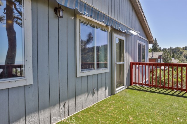 Detail Gallery Image 21 of 56 For 23377 Crestview Ln, Crestline,  CA 92325 - 3 Beds | 2 Baths