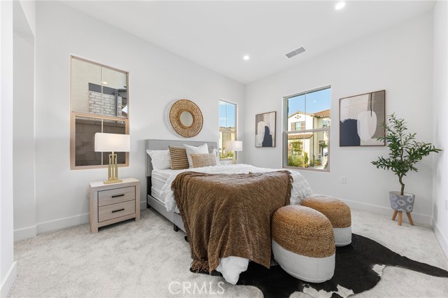 118 sunnybank Boulevard, Irvine CA: https://media.crmls.org/medias/7887e270-e249-4330-b8de-a5fe7074288d.jpg