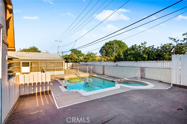 645 S Archer Street, Anaheim CA: https://media.crmls.org/medias/7887f756-4e33-47e7-9b19-bc563f9610a9.jpg