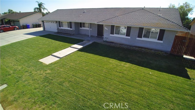 Detail Gallery Image 4 of 32 For 11398 Pena Way, Jurupa Valley,  CA 91752 - 3 Beds | 2 Baths