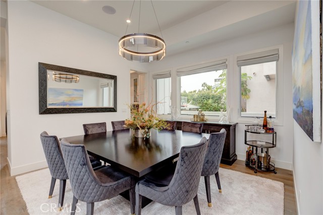 665 19th Street, Manhattan Beach, California 90266, 5 Bedrooms Bedrooms, ,7 BathroomsBathrooms,Residential,Sold,19th,SB22011803