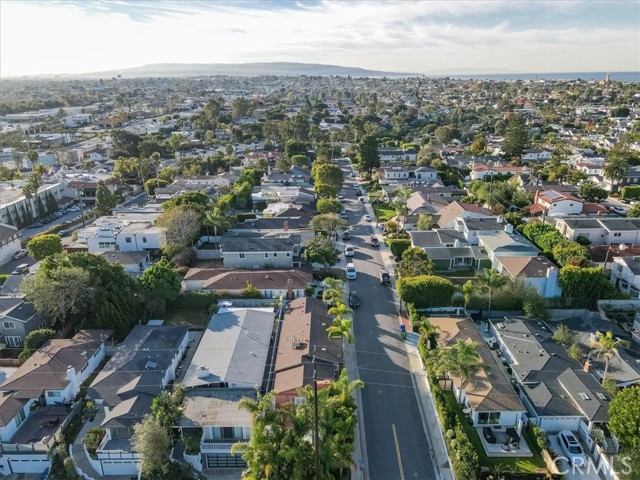 3616 Elm Avenue, Manhattan Beach, California 90266, 3 Bedrooms Bedrooms, ,2 BathroomsBathrooms,Residential,Sold,Elm,SB22239127