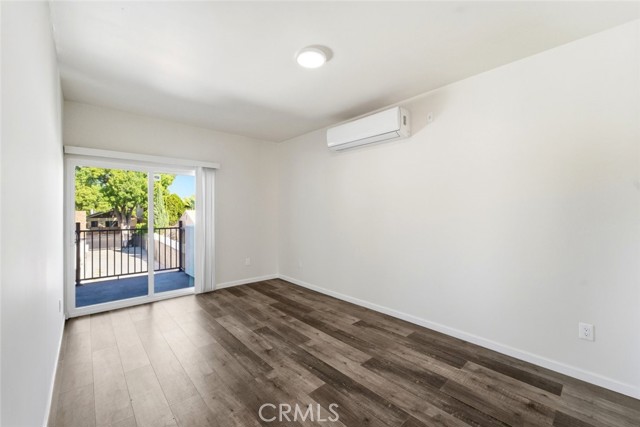 Detail Gallery Image 32 of 49 For 15944 Valerio St, Van Nuys,  CA 91406 - 7 Beds | 5 Baths