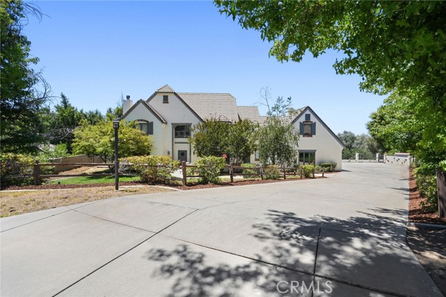 13532 Pineridge Court, Yucaipa CA: https://media.crmls.org/medias/788b553e-bcb0-4e0f-8df8-f8e01d045ceb.jpg