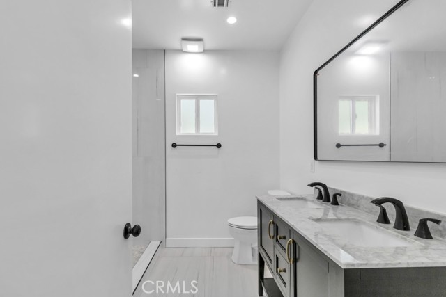 629 Olive Avenue, Long Beach CA: https://media.crmls.org/medias/788b88d1-d069-4ea3-926e-10bae03c0590.jpg