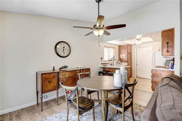 1355 Freedom Way, San Jacinto CA: https://media.crmls.org/medias/788bff36-0134-4c49-946d-bb1baeafcbdc.jpg