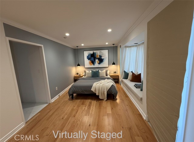 Detail Gallery Image 4 of 38 For 3826 Dixie Canyon, Sherman Oaks,  CA 91423 - 3 Beds | 3 Baths