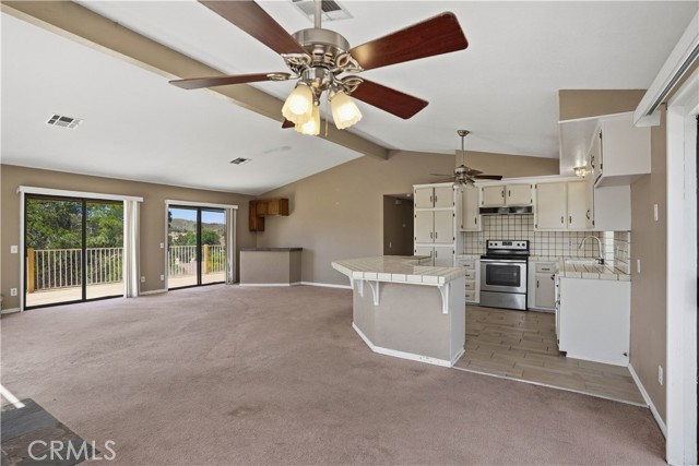 Detail Gallery Image 6 of 27 For 29360 Vacation, Canyon Lake,  CA 92587 - 2 Beds | 2 Baths