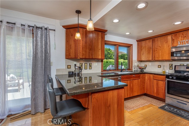 Detail Gallery Image 10 of 45 For 14048 Wagon Mound Rd, –,  CA 91342 - 5 Beds | 3 Baths