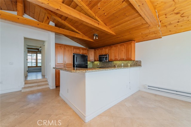 Detail Gallery Image 5 of 37 For 2007 S Coast Hwy Unit B, Laguna Beach,  CA 92651 - 1 Beds | 1 Baths