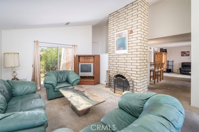 1408 Crocker Street photo 5