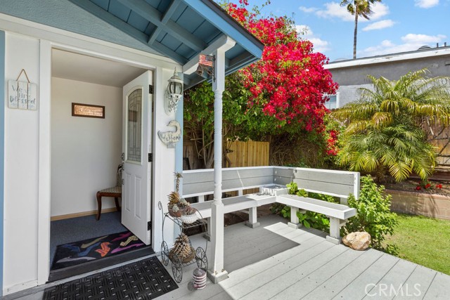 527 Blossom Lane, Redondo Beach, California 90278, 3 Bedrooms Bedrooms, ,1 BathroomBathrooms,Residential,Sold,Blossom Lane,OC22082269