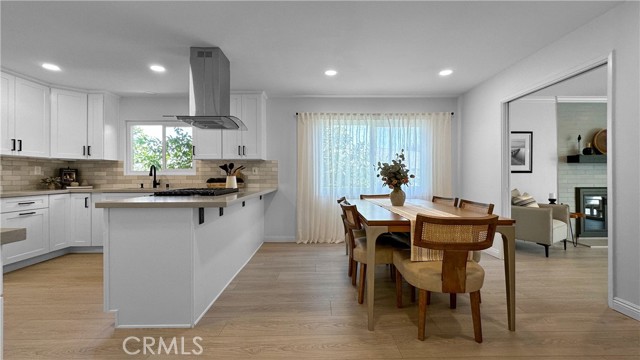 Detail Gallery Image 20 of 34 For 969 Adelante, Los Angeles,  CA 90042 - 4 Beds | 3 Baths