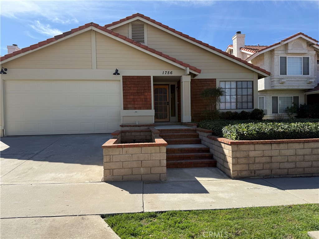 1756 Parkview