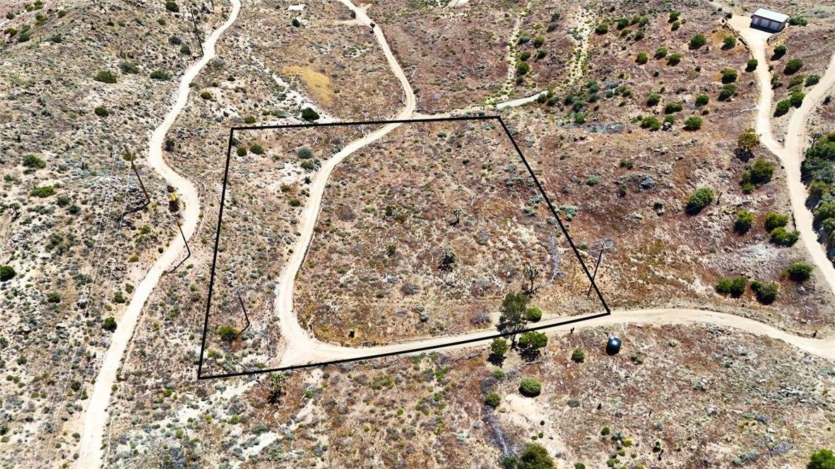 Detail Gallery Image 7 of 24 For 15 Eagles Nest, Yucca Valley,  CA 92284 - – Beds | – Baths