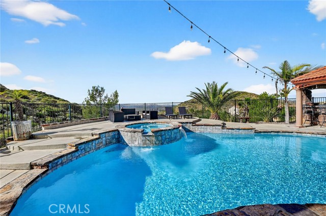 Detail Gallery Image 43 of 57 For 31860 Willow Wood Ct, Lake Elsinore,  CA 92532 - 4 Beds | 3 Baths