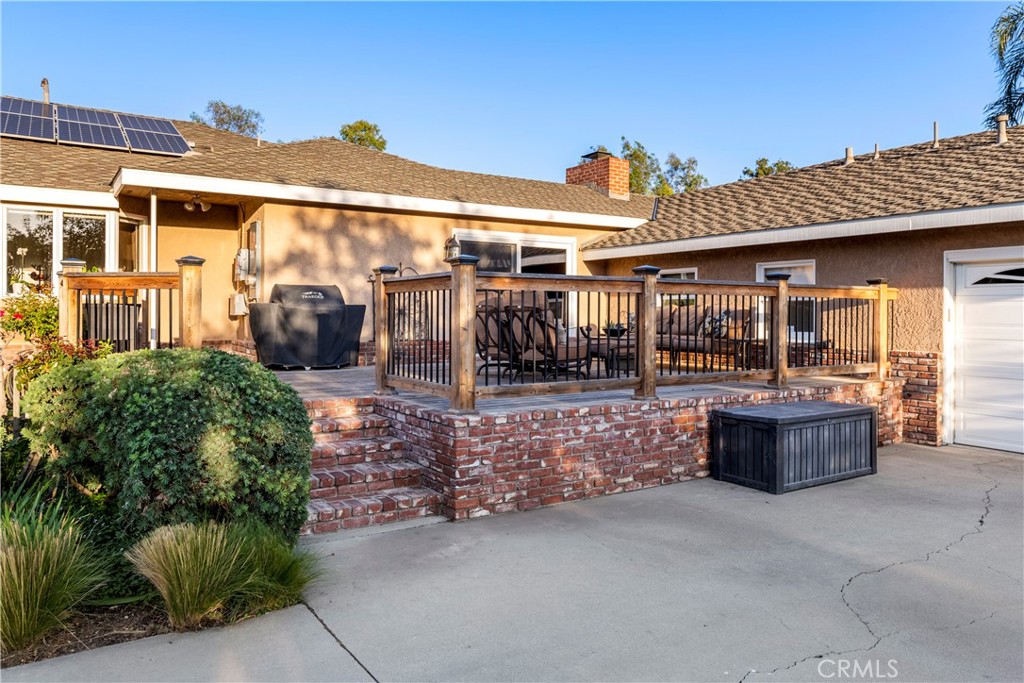 Front/side yard patio.