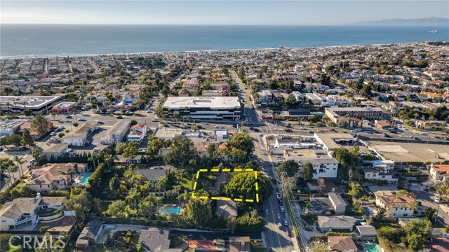 1130 2nd Street, Manhattan Beach, California 90266, 3 Bedrooms Bedrooms, ,2 BathroomsBathrooms,Residential,Sold,2nd,SB23013729