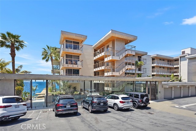 31755 Coast, Laguna Beach CA: https://media.crmls.org/medias/789332ab-993d-4449-b1b0-e9a67ec0942f.jpg