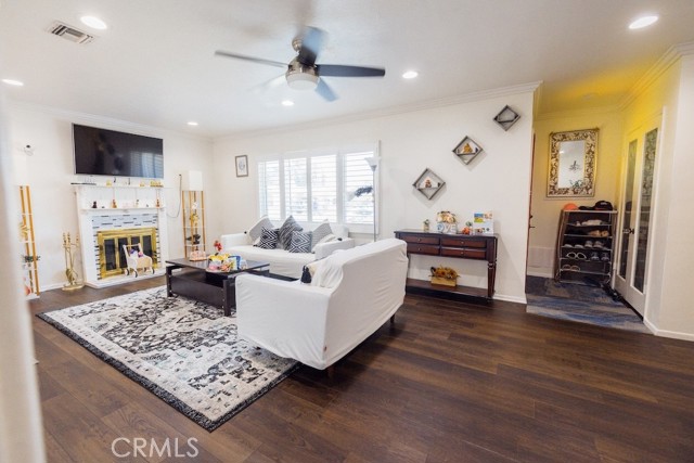 Detail Gallery Image 8 of 27 For 311 N Dexford Dr, La Habra,  CA 90631 - 4 Beds | 2 Baths