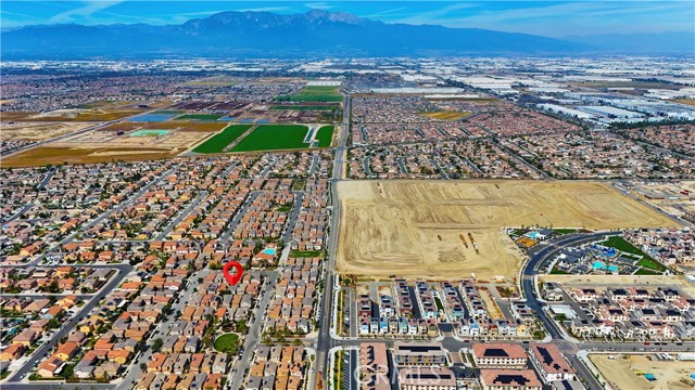 Detail Gallery Image 20 of 26 For 6049 Snapdragon, Corona,  CA 92880 - 3 Beds | 2/1 Baths